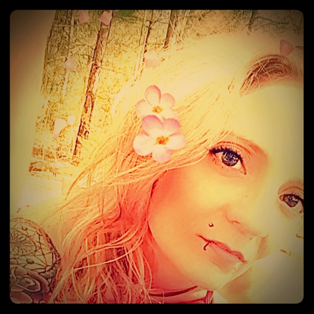 Meet your Posher, Clara